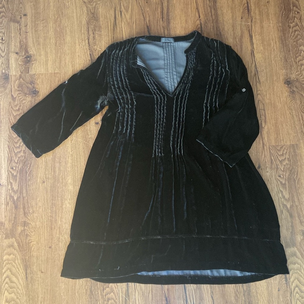 CP Shades Velvet Black Regina Tunic with adjustable sleeves Medium